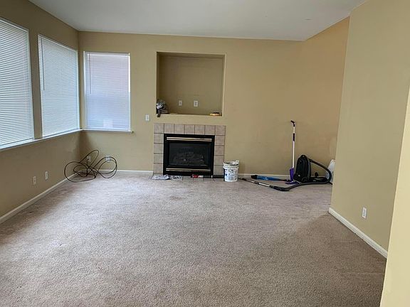 2nd image of 607 Grafton Way