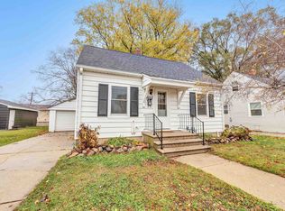 1052 Henry St, Green Bay, WI 54302