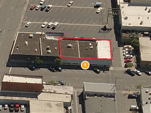 4th image of 14 N Auburn St