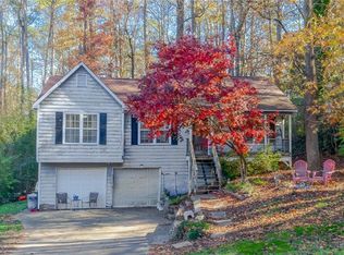 4285 Hillview Dr, Acworth, GA 30101