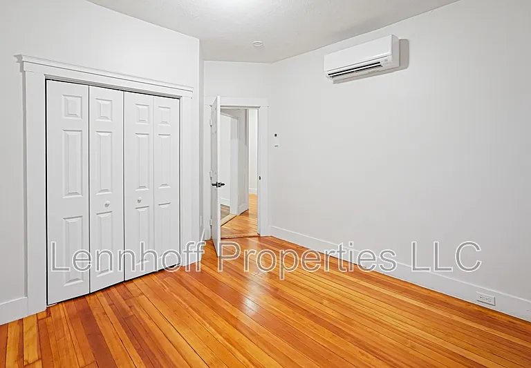 28 Clark St #1 — Photo 12