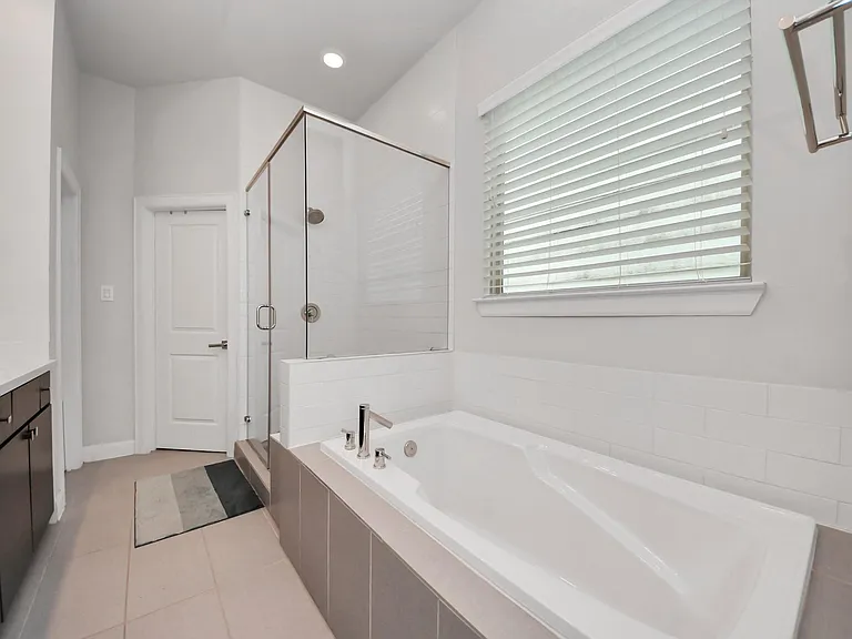 1243 Bonner St #A — Photo 26