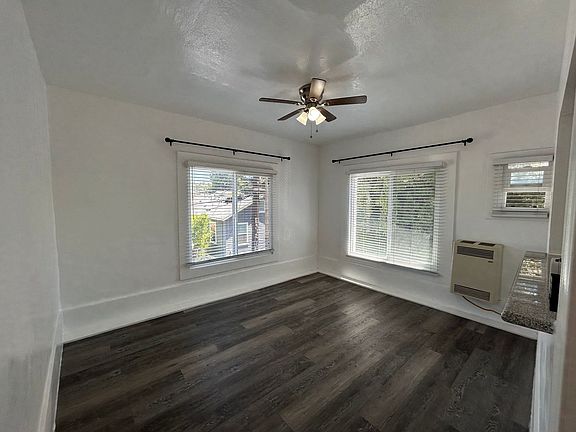 2nd image of 1827 W Sunset Blvd #207