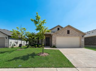 14216 Aberavon Dr, Pilot Point, TX 76258