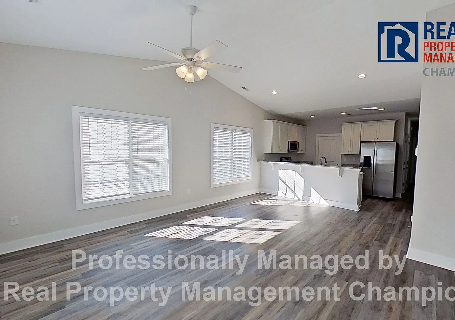 Charming 3 BR/2 BA with Open Floorplan — Photo 2