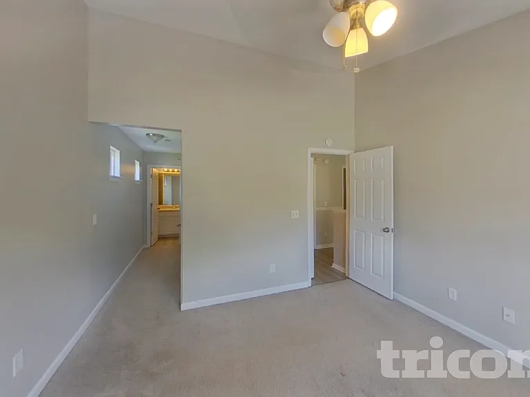 137 Lossie Ln — Photo 9