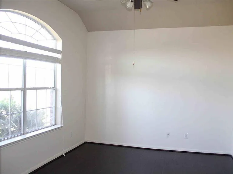 7310 Northfork Dr — Photo 6