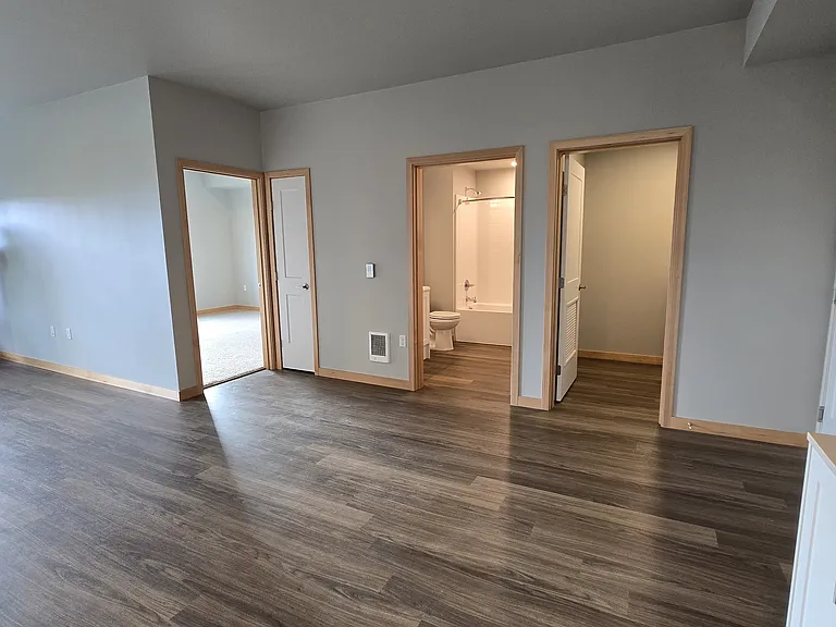 Shadow Creek Apartments — Photo 74