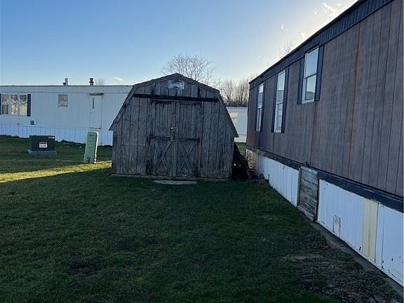 3rd image of 360 S Main St #736