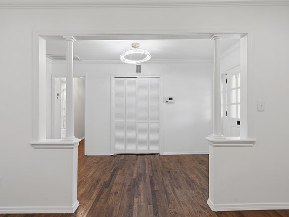 4th image of 3637 E 48th Pl