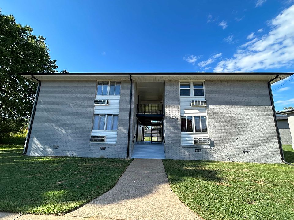 405 Oak Street Apartment Rentals Lawrenceburg, TN Zillow
