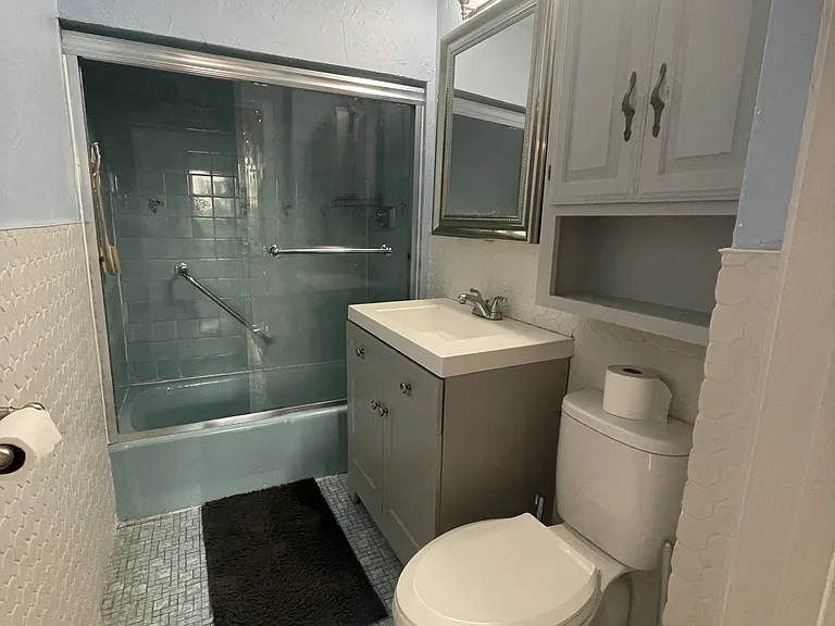 42 Jeffries St #1 — Photo 3