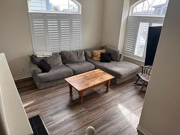 5th image of 260 Avenue Alhambra