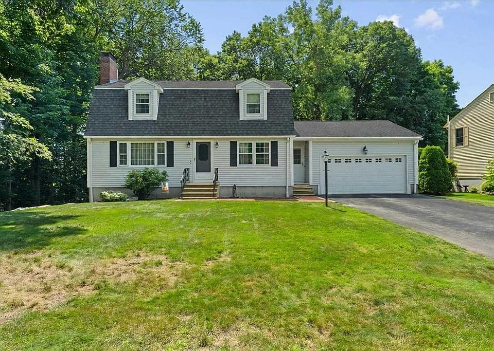 1st image of 76 Brookhaven Rd
