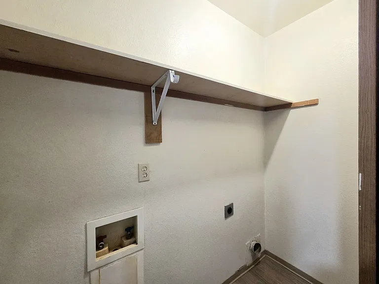 124 N Delaware Ave — Photo 13