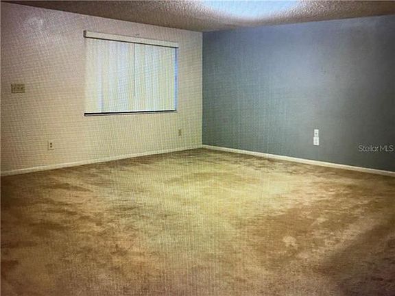 2nd image of 4017 Eastridge Dr