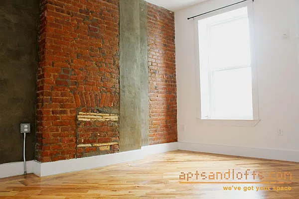 Rented by aptsandlofts.com | media 20