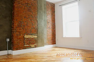 Rented by aptsandlofts.com