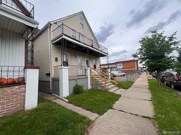 3rd image of 3337 Norwalk St