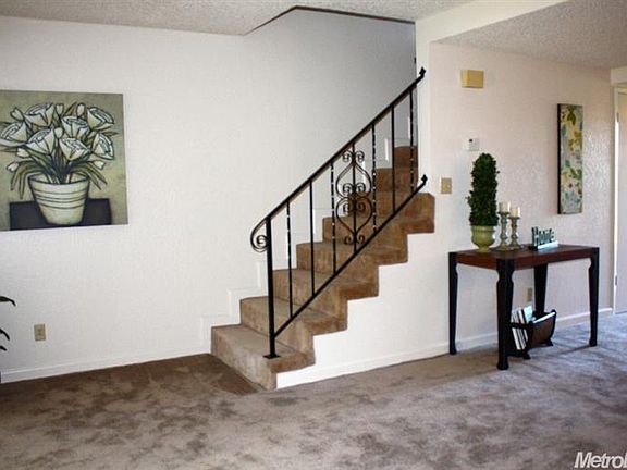 3rd image of 5042 Glide Dr APT 13