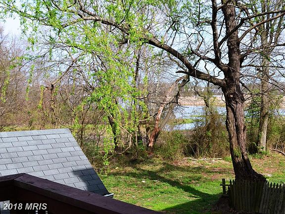 5th image of 1011 Agate Dr
