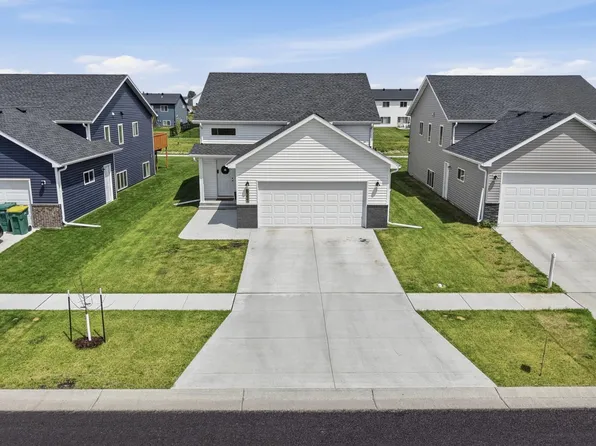 6321 Saint Ann Ave, Horace, ND 58047
