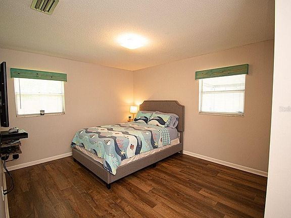 4th image of 120 Jim Lefler Cir