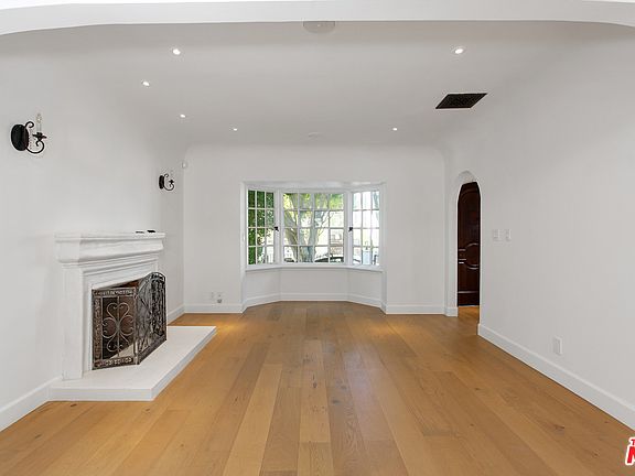 3rd image of 8723 Rangely Ave