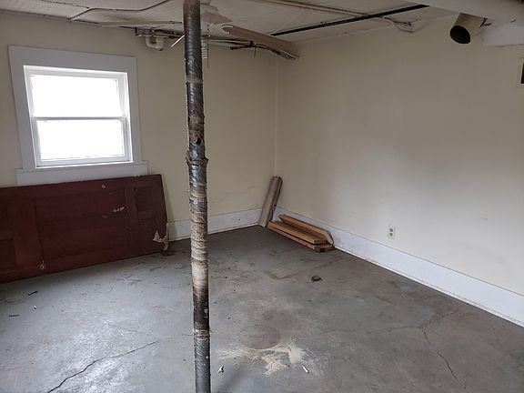 4th image of 1328 N 13th St