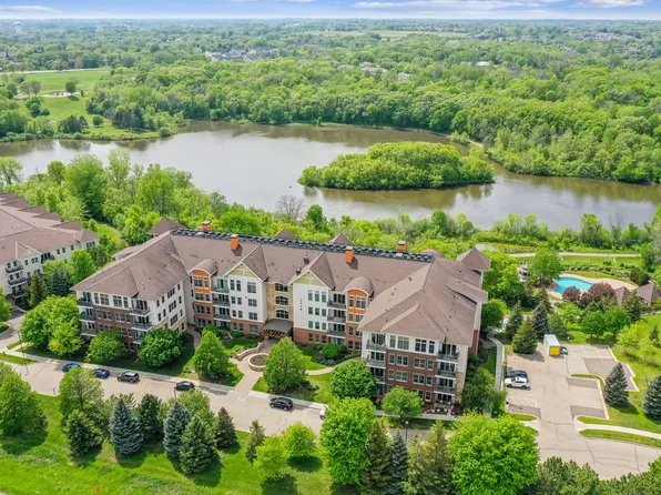 3110 Chestnut St Unit 417, Chaska, MN 55318