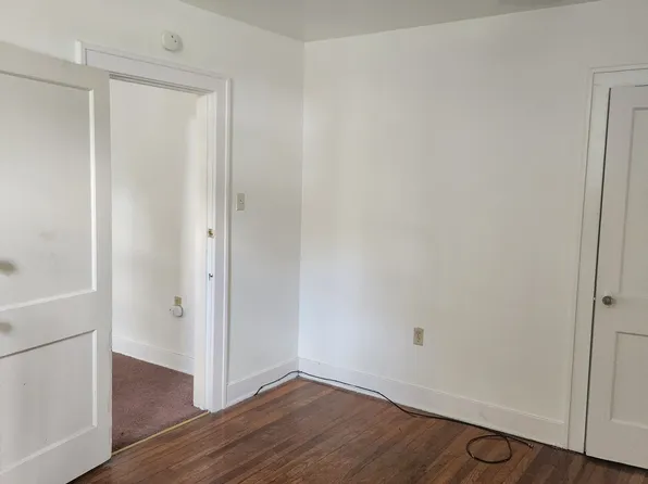 124 Hochberg Rd Floor 1, Pittsburgh, PA 15235