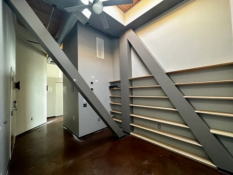 118 Holmes St #4 — Photo 21