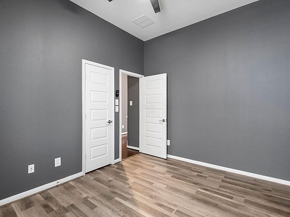5th image of 7039 Villa Mountain Ln