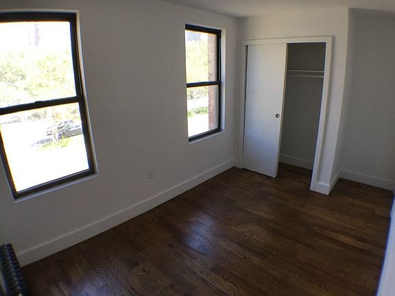 4th image of 165 W 127th St APT 1D