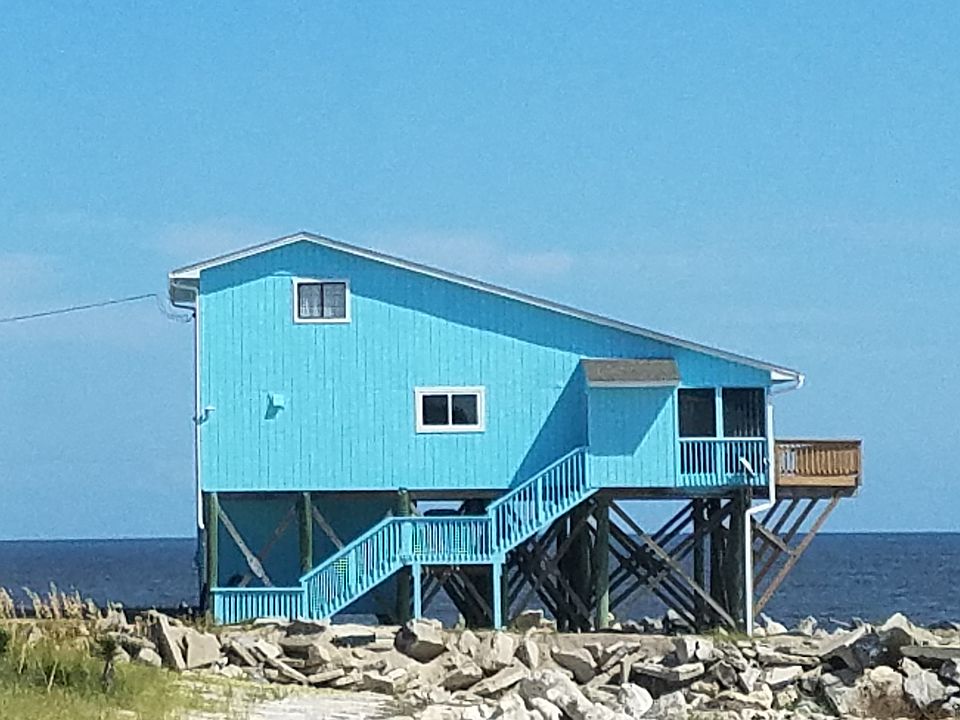 1st image of 1345 Alligator Dr