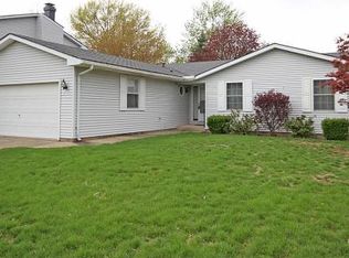 4673 Redbud Ct, Decatur, IL 62526