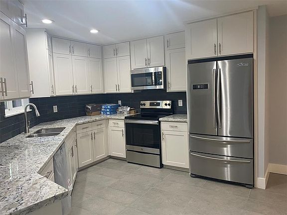 4th image of 5005 Georgi Ln APT 78