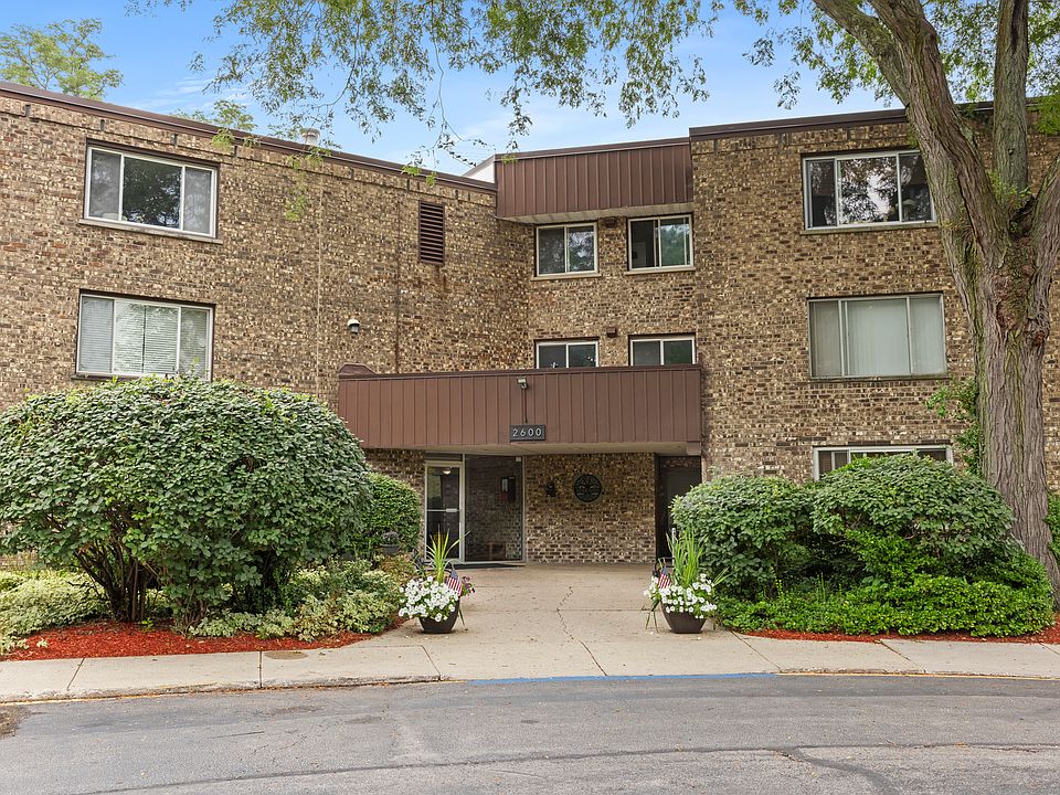 1st image of 2600 Brookwood Dr Unit 209