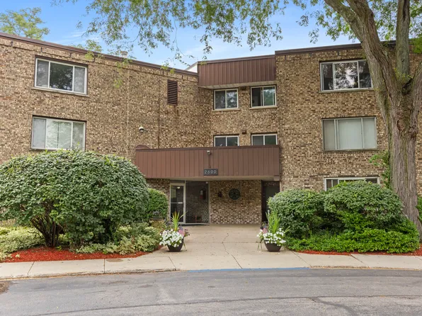 2600 Brookwood Dr Unit 209, Rolling Meadows, IL 60008