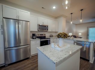 617 Berry Rd, Nashville, TN 37204