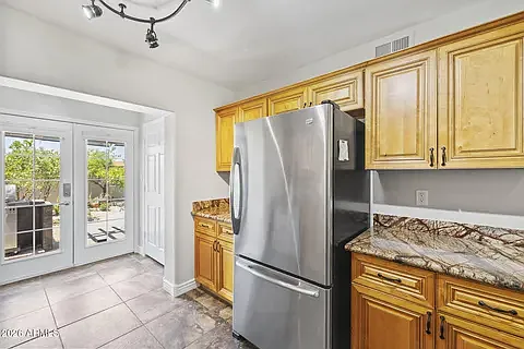 7141 N 16th St — Photo 11