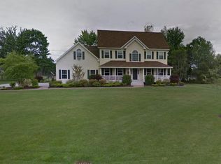 25 Liberty Ave, Hampden, ME 04444