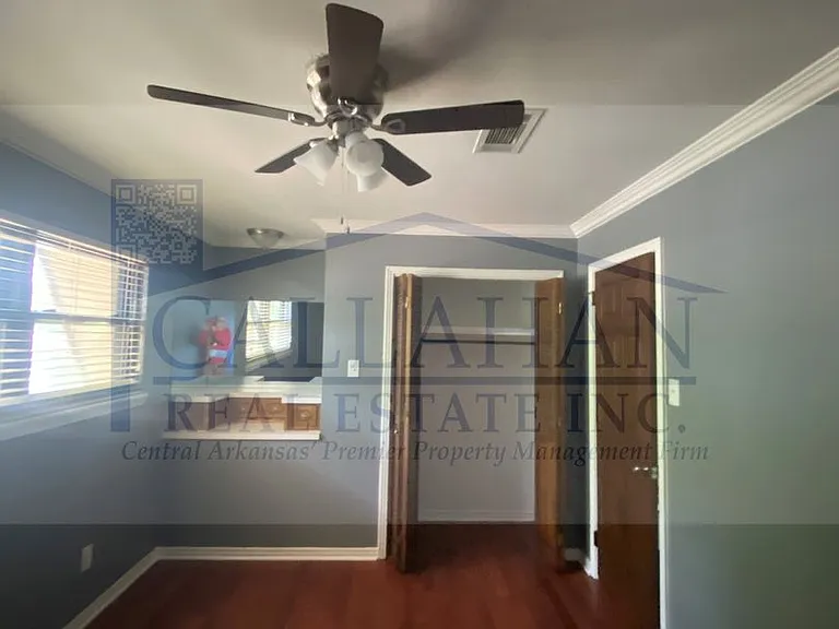 2811 Fox Glenn St — Photo 39