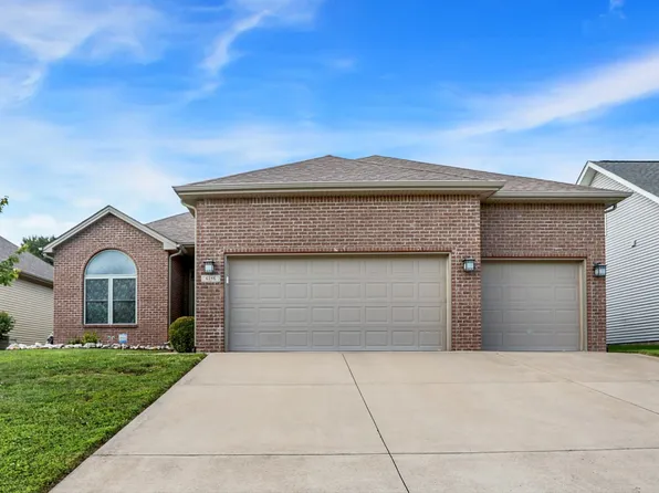6186 Regency Dr, Columbus, IN 47203
