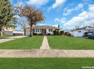 501 Connetquot Ave, Islip Terrace, NY 11752