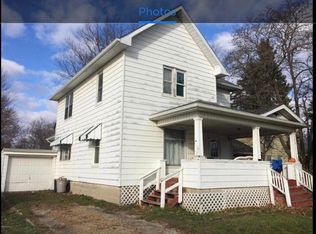 208 S Main St, Reading, MI 49274
