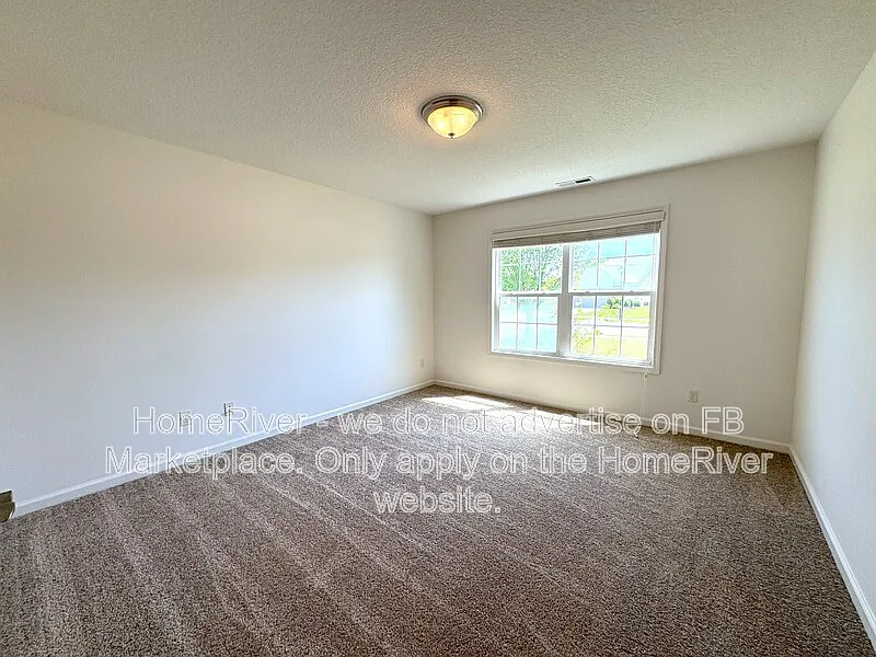 3 bed, 2.0 bath, 1531 sqft, $1,945 — Photo 3
