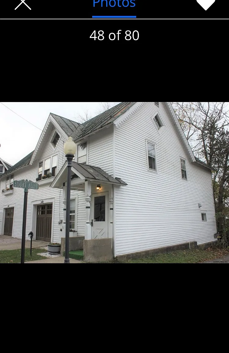 11 Hodgeman St — Photo 1