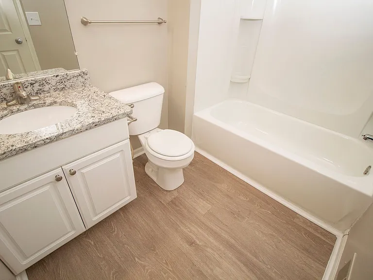 The Pointe at Canton — Photo 21
