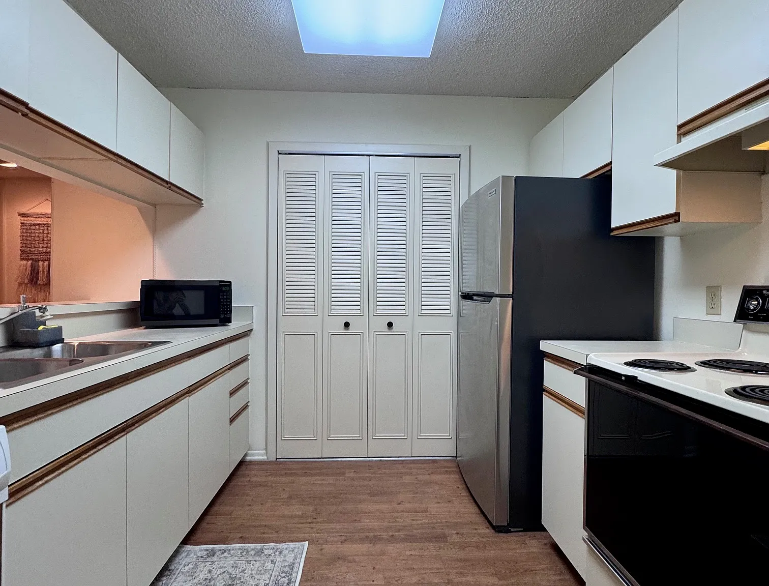 2 bed, 1188 sqft, $1,600 — Photo 3